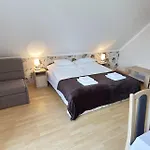 Enci * Hajdúszoboszló